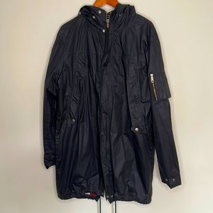Y2K Vintage WESC water resistant BLACK fishtail spring coat. Large.